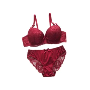 Women's Lace Bra and Panty Set